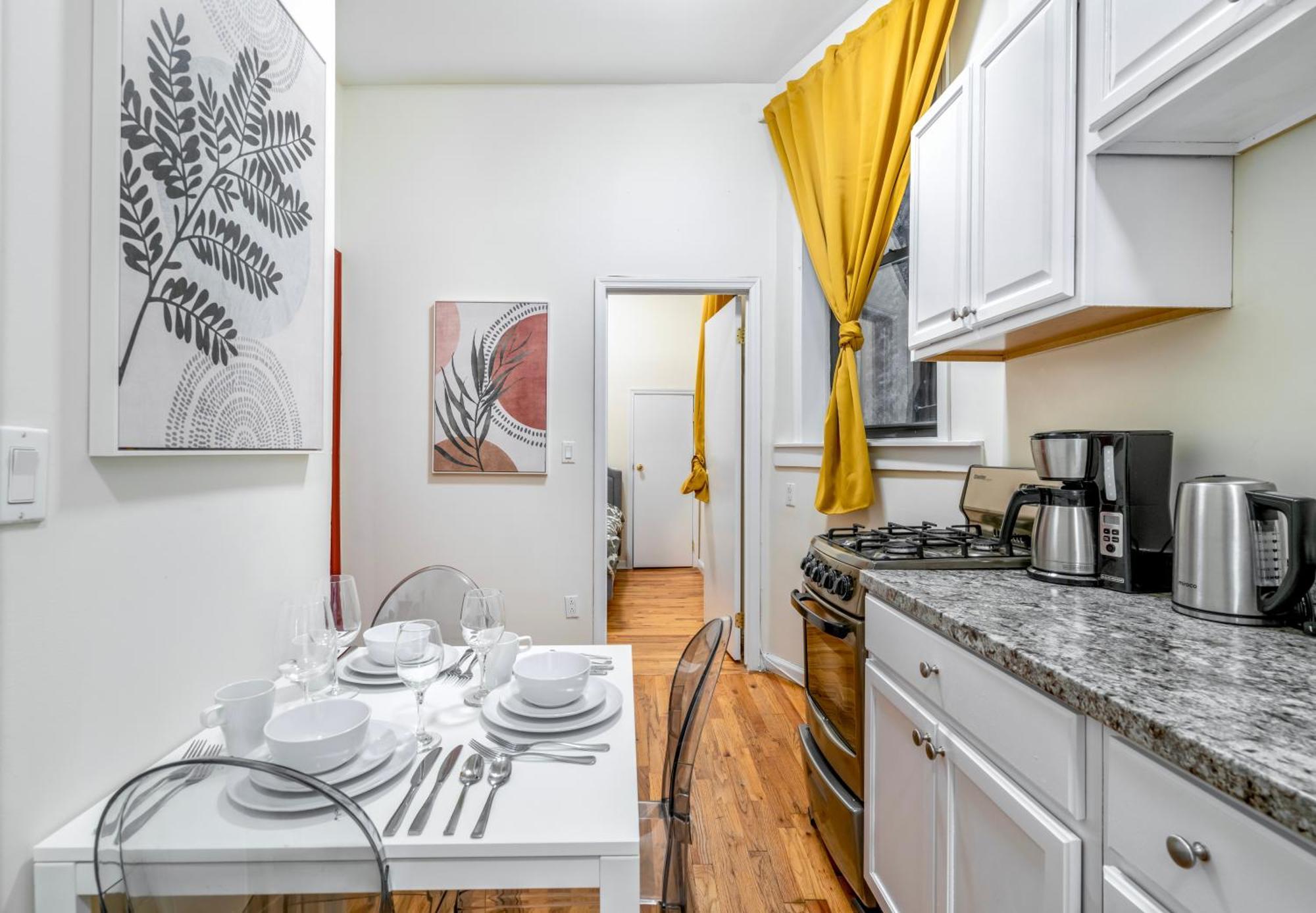 2 Bedroom Hidden Upscale Oasis 纽约 外观 照片