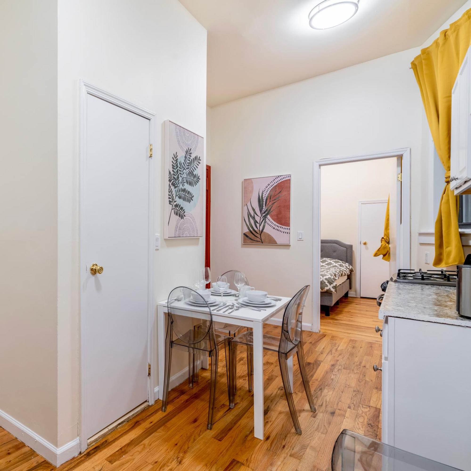 2 Bedroom Hidden Upscale Oasis 纽约 外观 照片